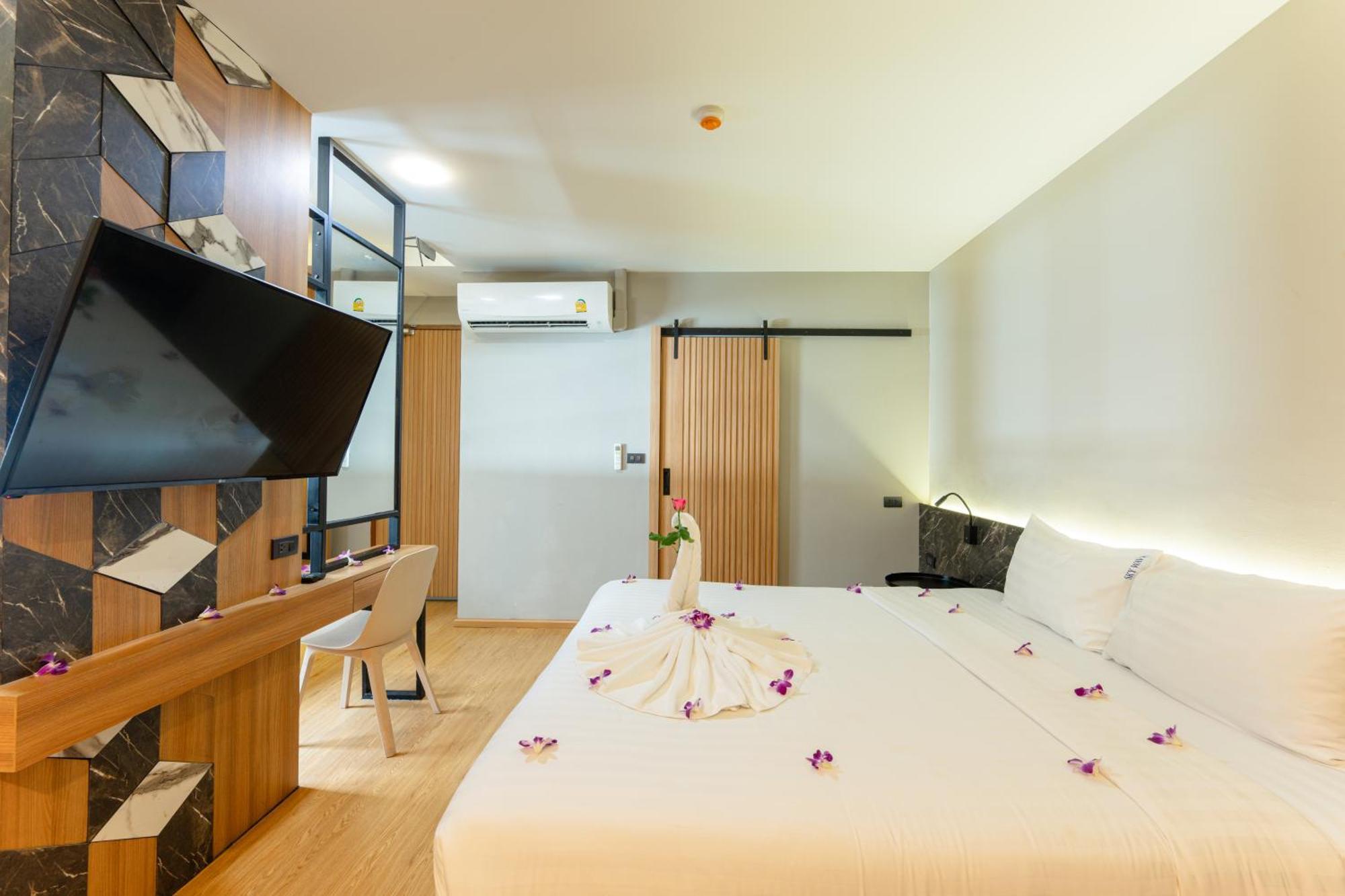 Sky Wave Patong Hotel Eksteriør billede